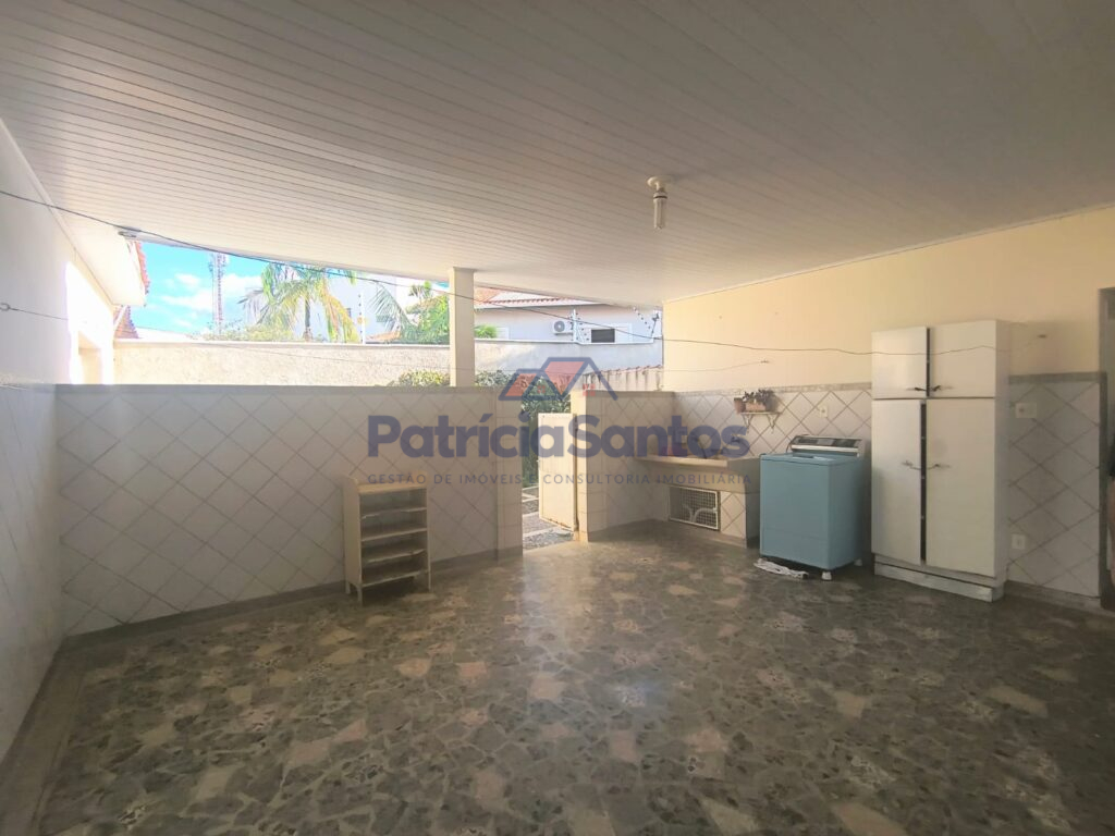 ae5611a6-66c1-464a-ba48-e0cef7060574